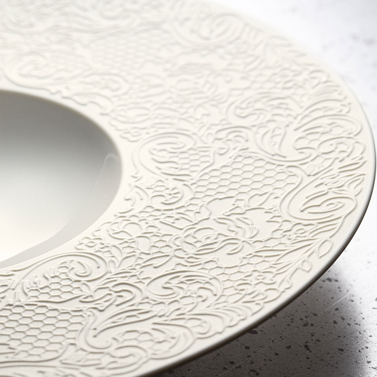 COLLECTION L COUTURE IVORY Small bowl gourmet plate 27.9 cm
